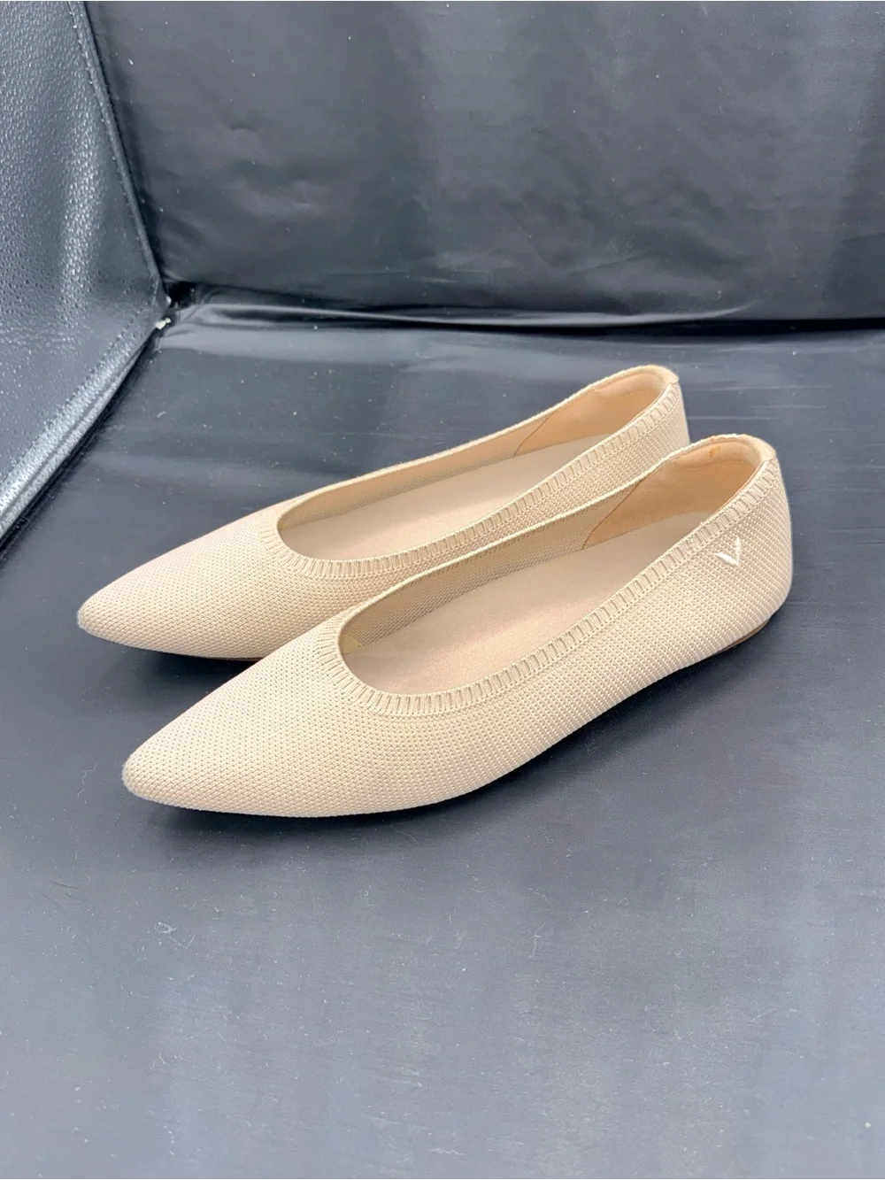 Vivaia Aria Pointed Toe Ballet Flats Cream Knit Quiet Luxury Minimal US 9.5